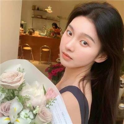 罗美雪妮黛的美丽与哀愁